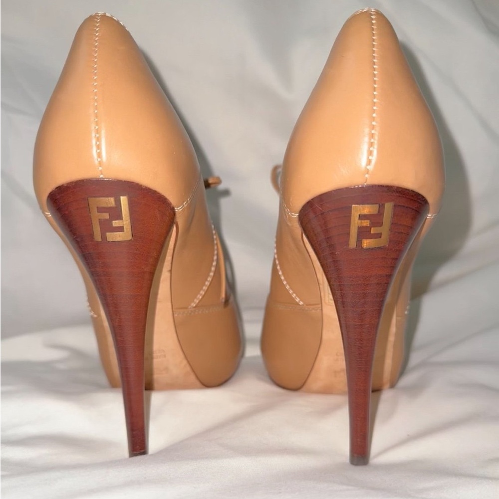 Size 38 Fendi Lace Up Bootie Heels